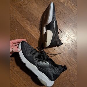 EUC Cole haan sneakers, 6